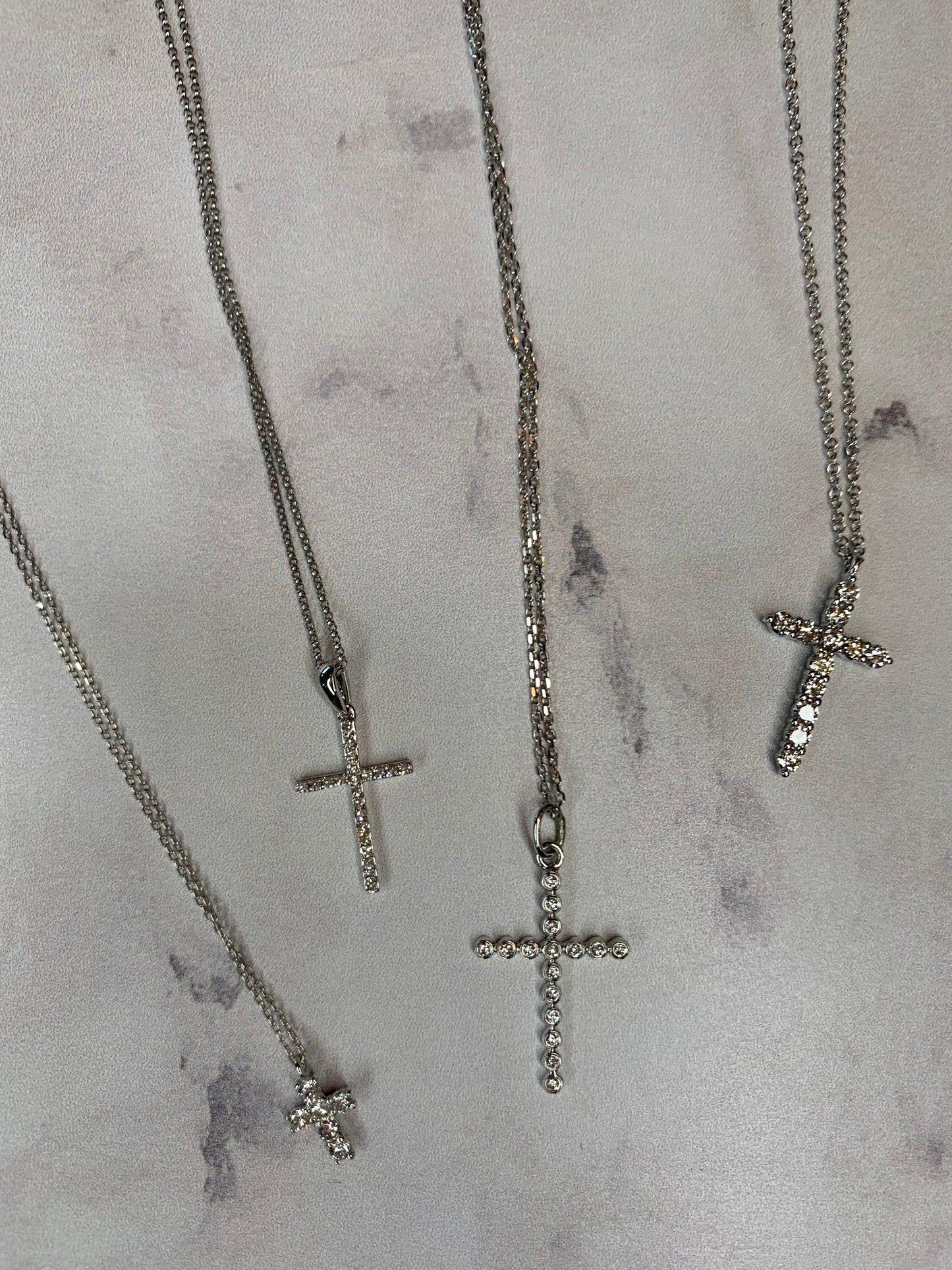 Colgante Cruz Bezel